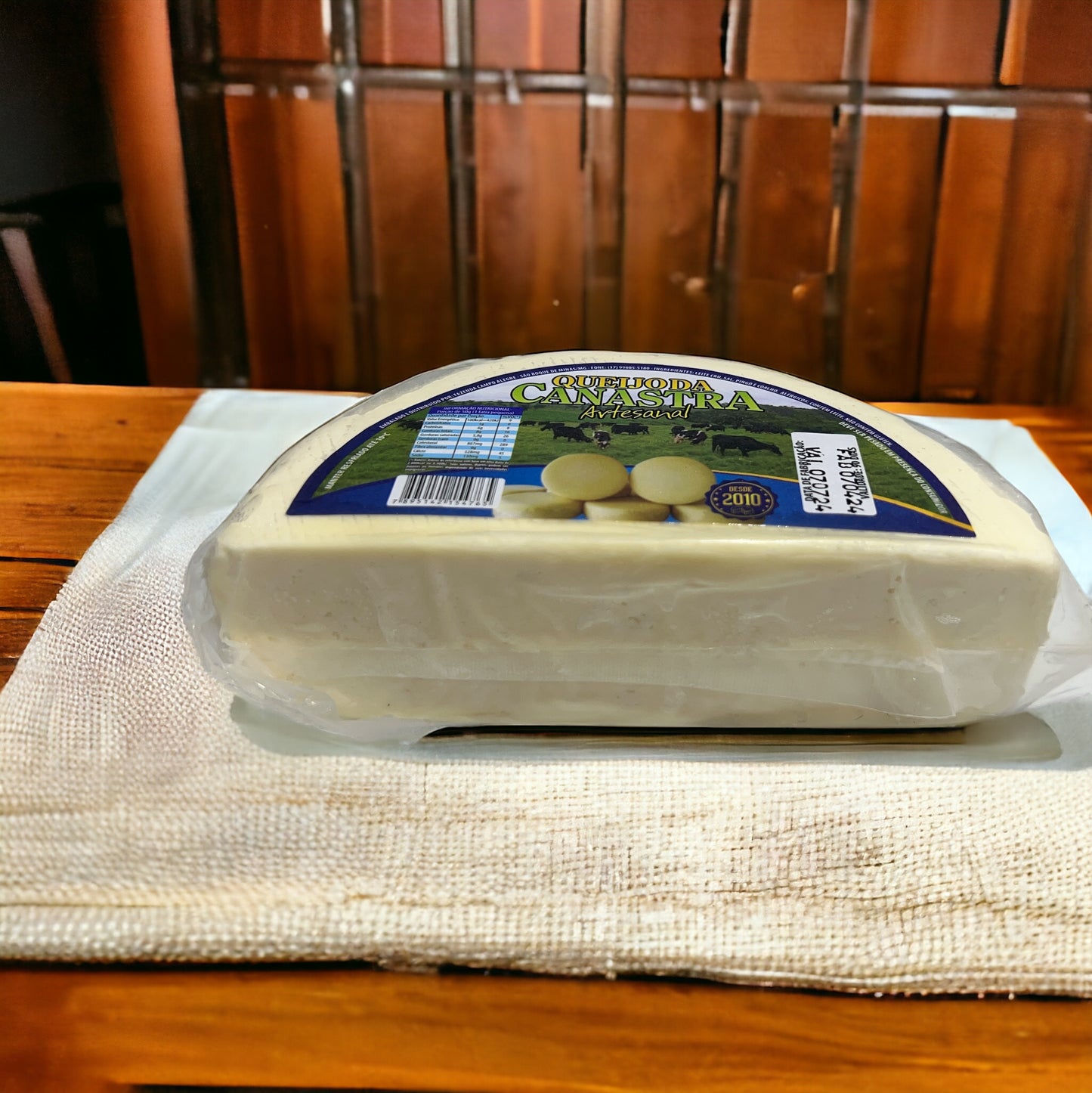 Queijo Meia Cura Canastra (Caixa 20x550g) – Venda Atacado